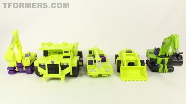 Hands On Titan Class Devastator Combiner Wars Hasbro Edition Video Review And Images Gallery  (106 of 110)
